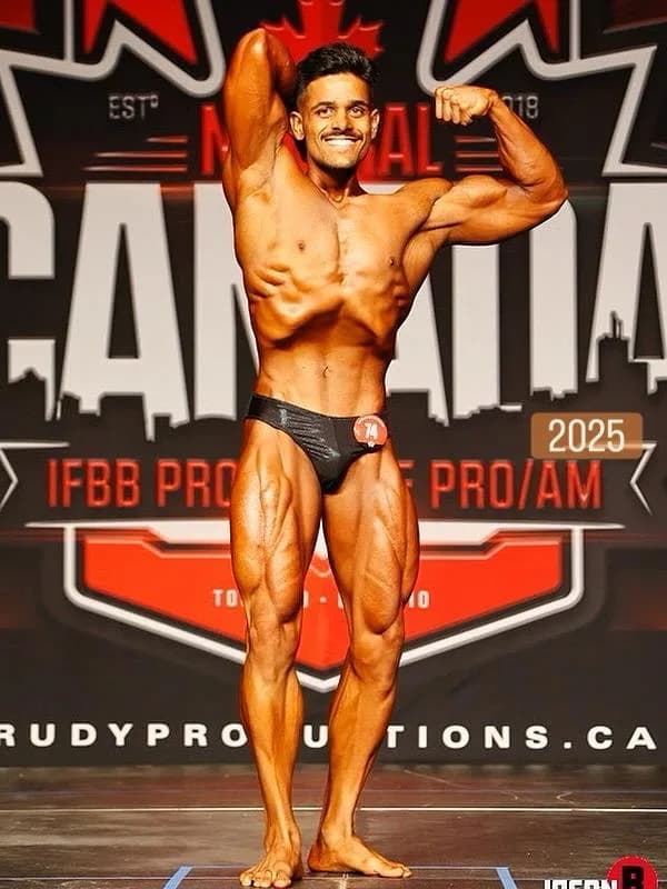 Jatin on stage at the 2025 National-level natural bodybuilding show